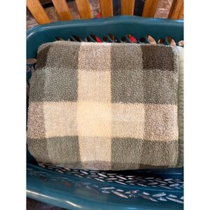 Cuddl Duds Sage Green Buffalo Check Plaid Sherpa Lined Plush Throw Blanket 06/22